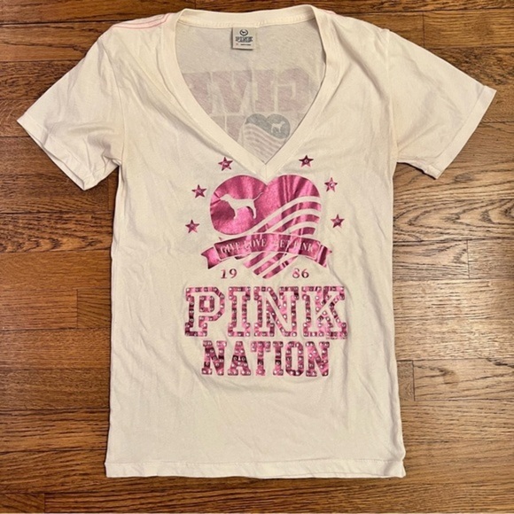 Victoria’s Secret Pink Vintage T-shirt Size Medium - Picture 2 of 9